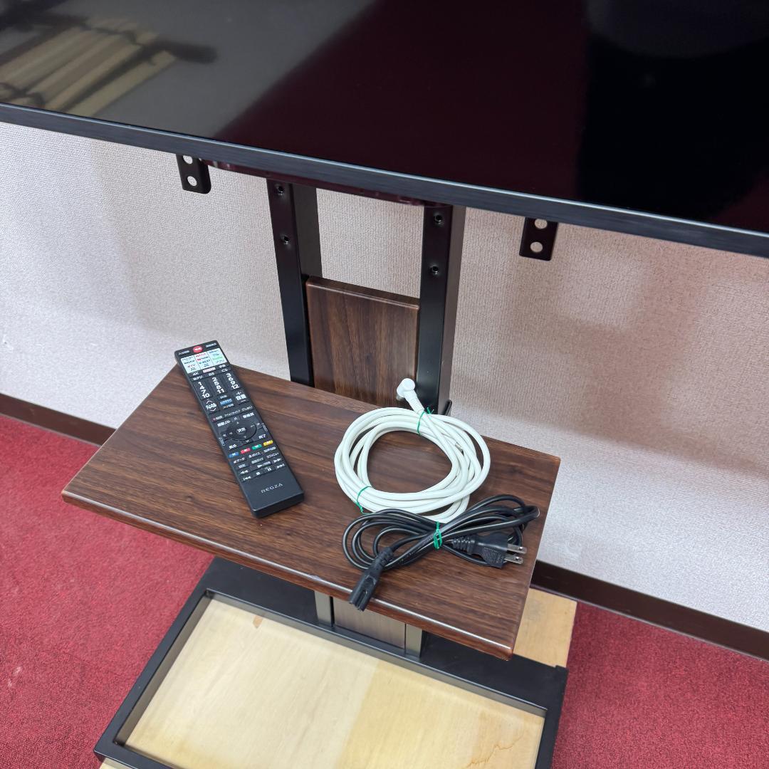 東京23区送料無料　超美品レグザ５０インチ　スタンド付きスマートテレビ