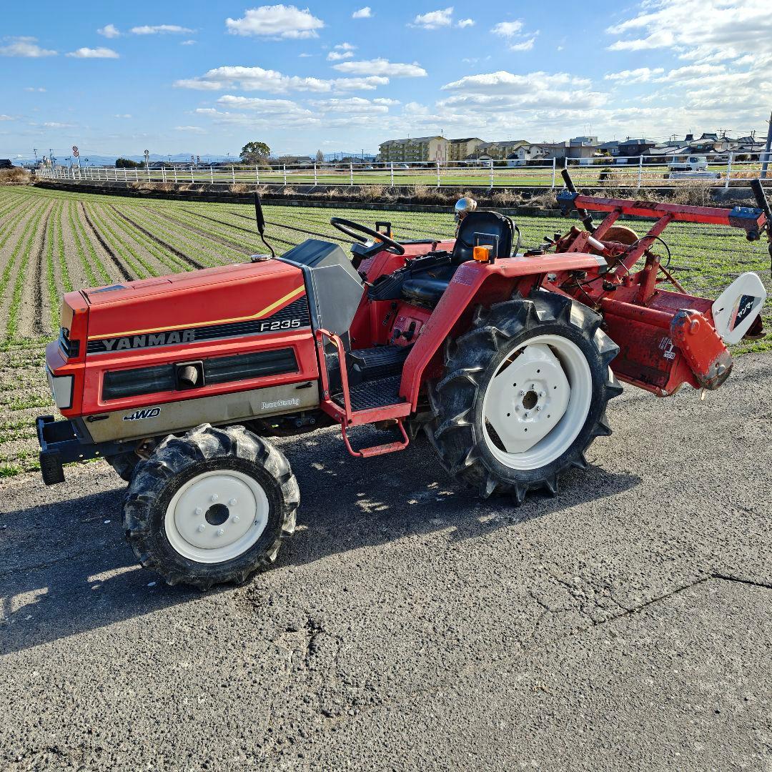 ヤンマーF235 トラクター 4WD ディーゼル　23馬力