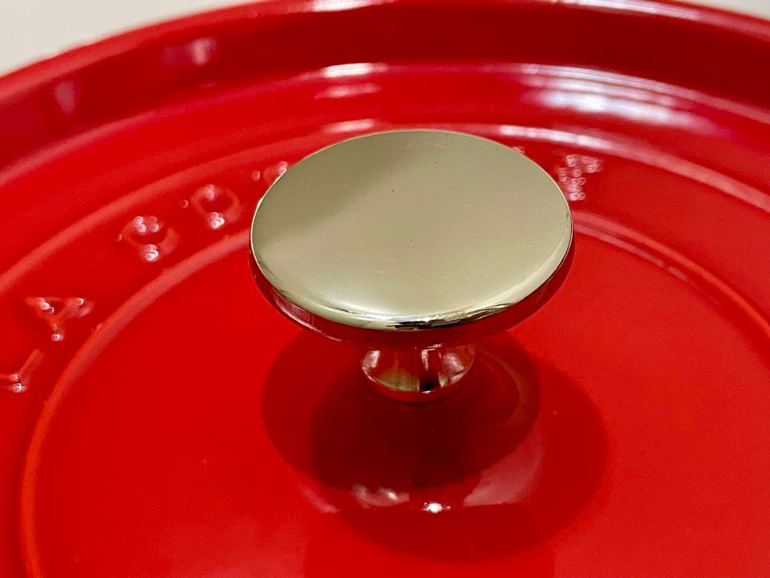 ウシ　 ストウブ　ココット ラウンド24cm チェリー