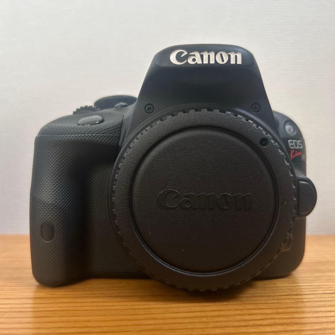 Canon EOS Kiss X7 デジタル一眼レフカメラ　ダブルズームキット