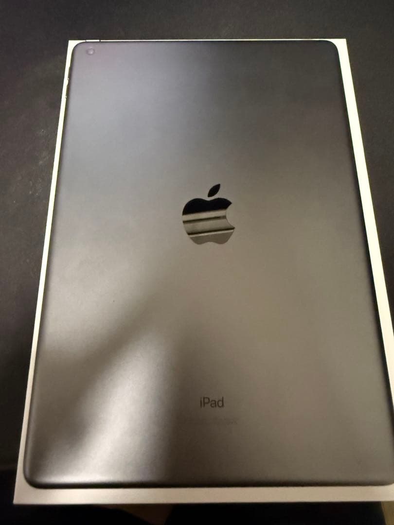 Apple iPad (第9世代) 64GB スペースグレー