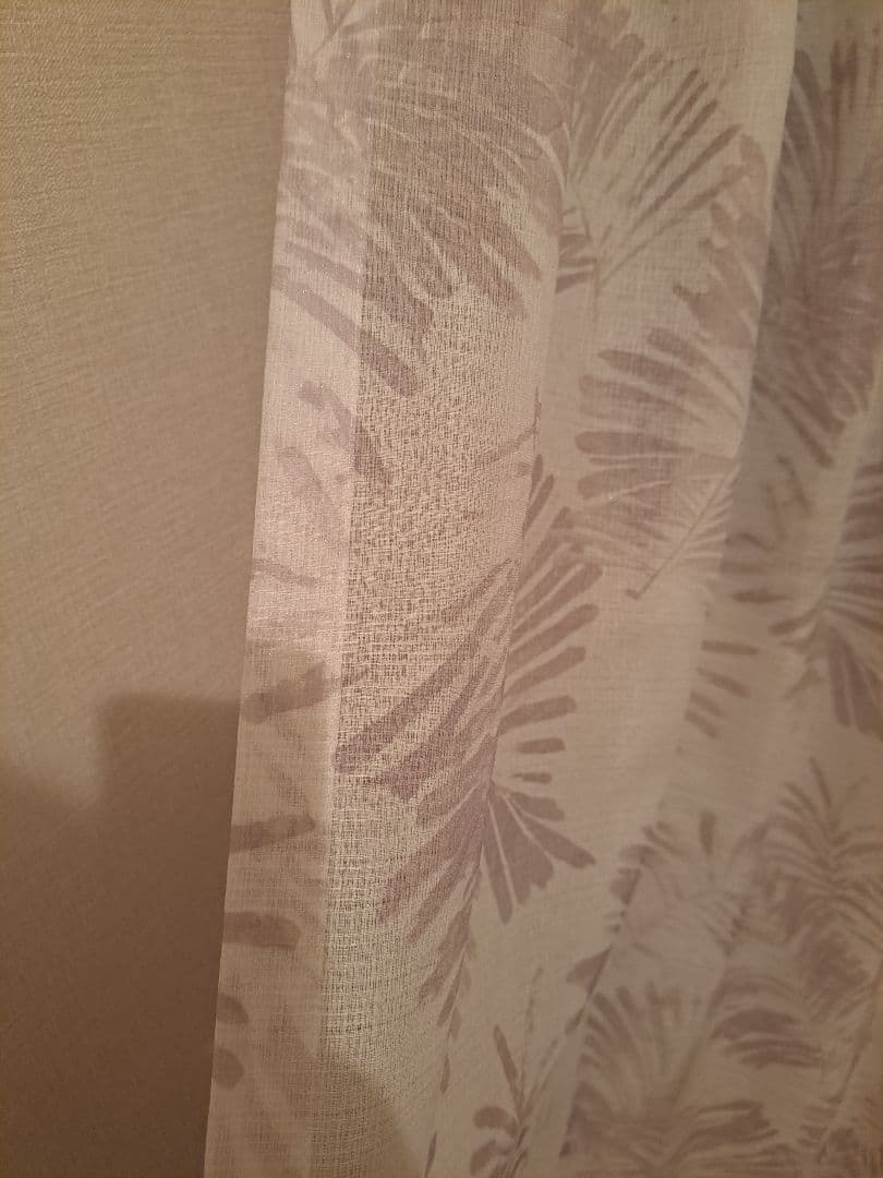 レースカーテン ボタニカル風