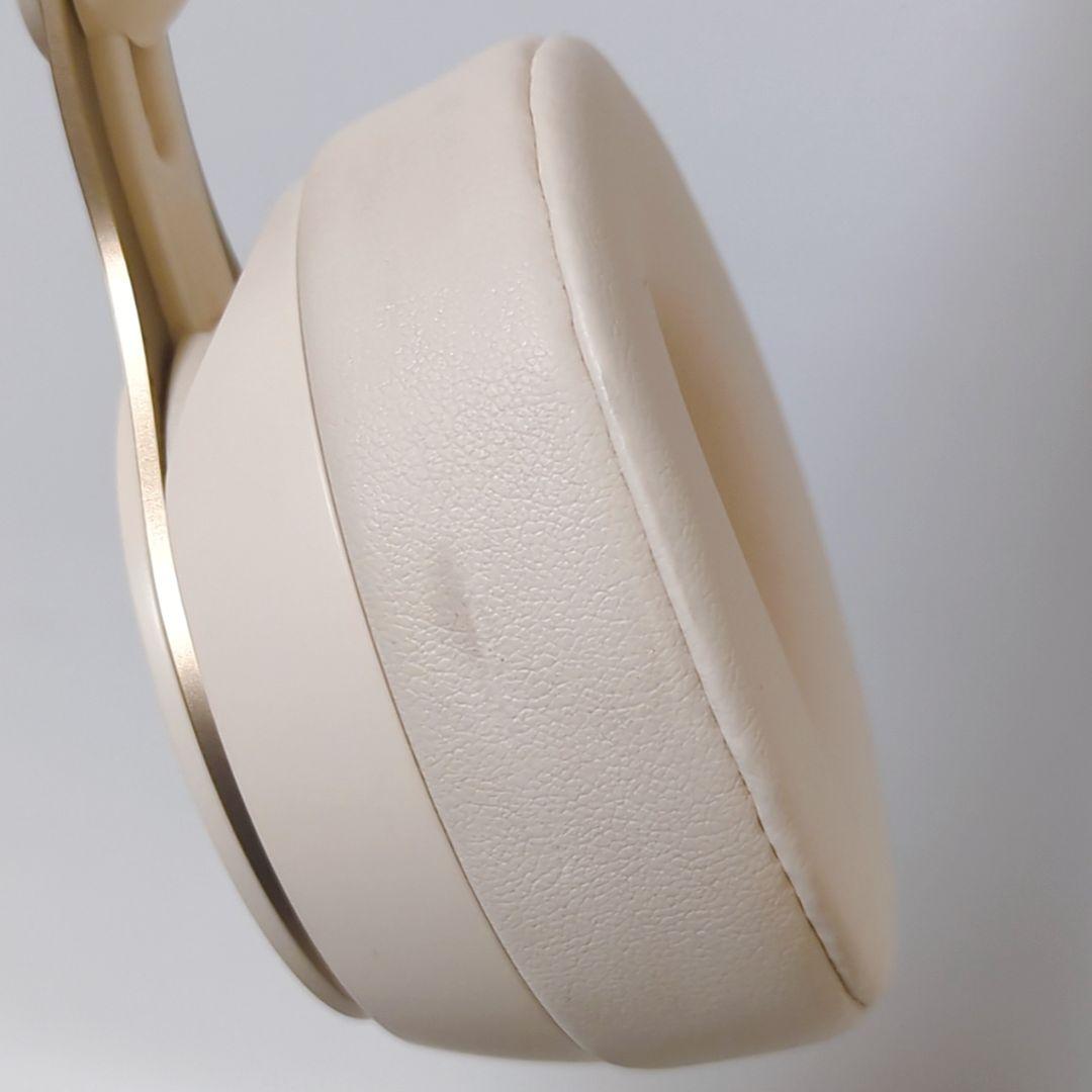 専用 Beats Solo Pro ワイヤレスヘッドホン A1881 アイボリー