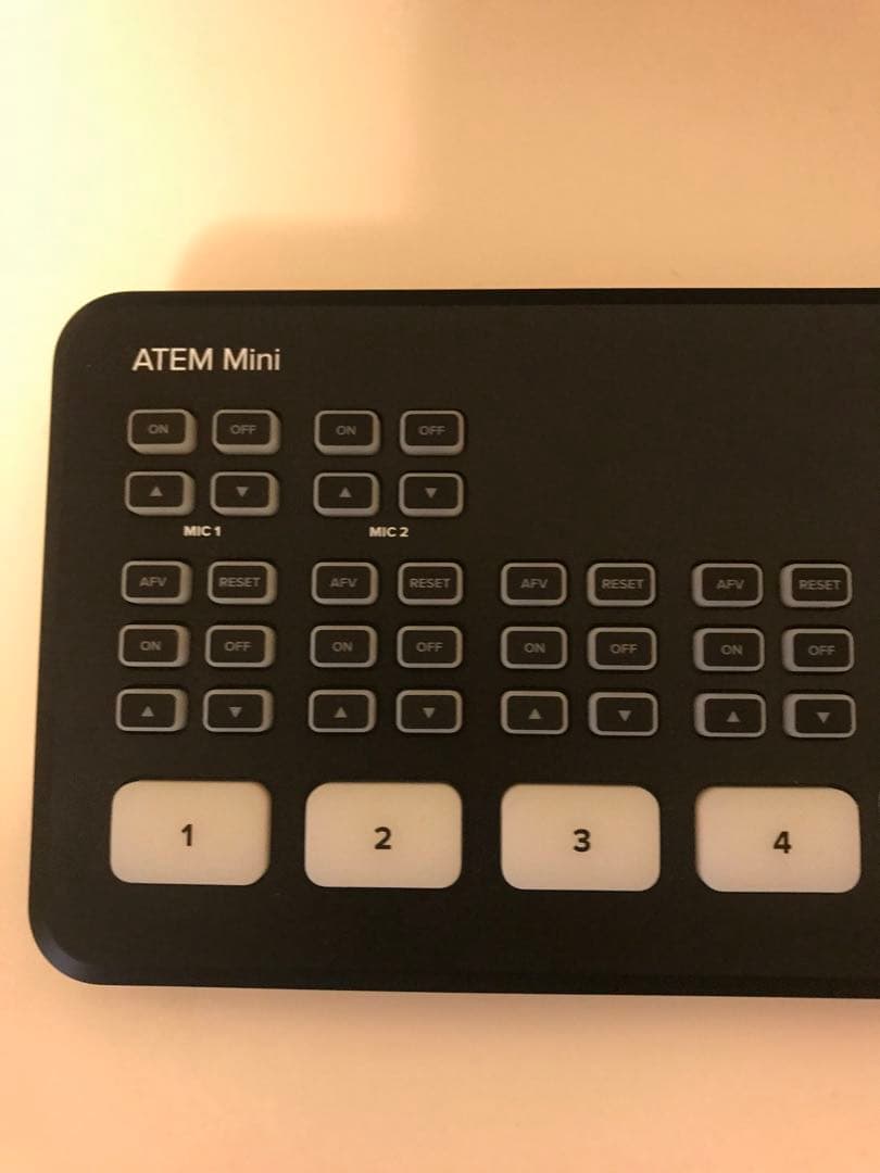 Blackmagic Design ATEM Mini. セット