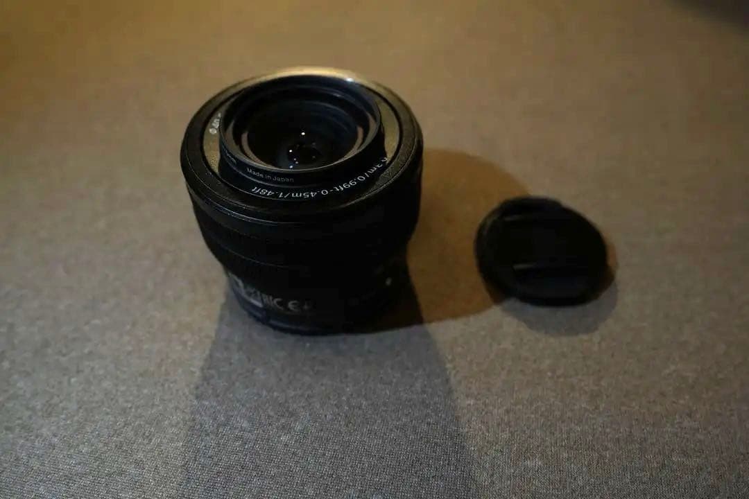 Sony FE 28-60mm F4-5.6 ズームレンズ