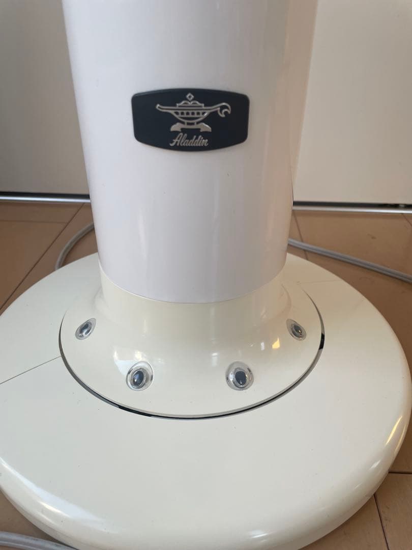 アラジン　遠赤グラファイトヒーター　CAH-1G9B ホワイト　2021年製