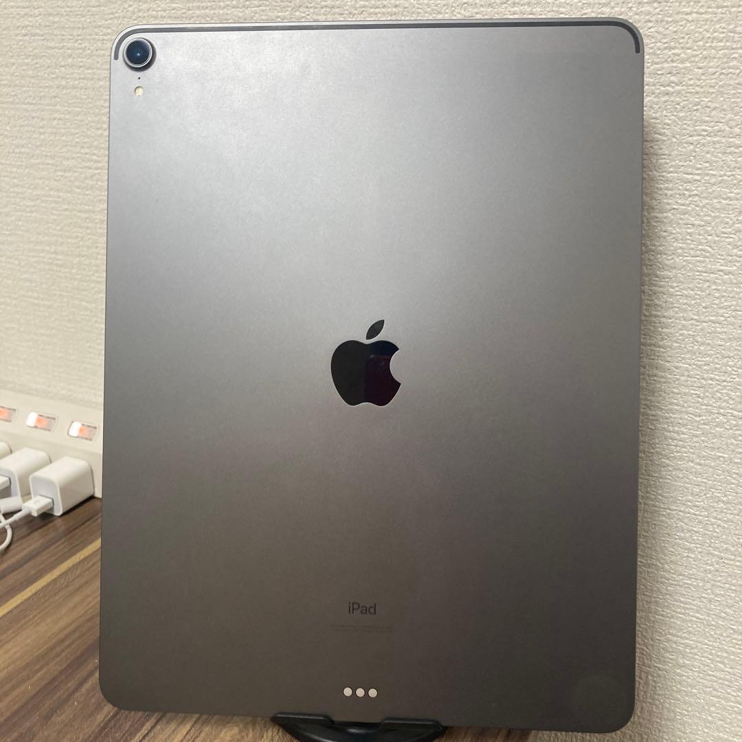 【最終値下げ即日発送！】iPadPro12.9(第3世代) スペースグレイ