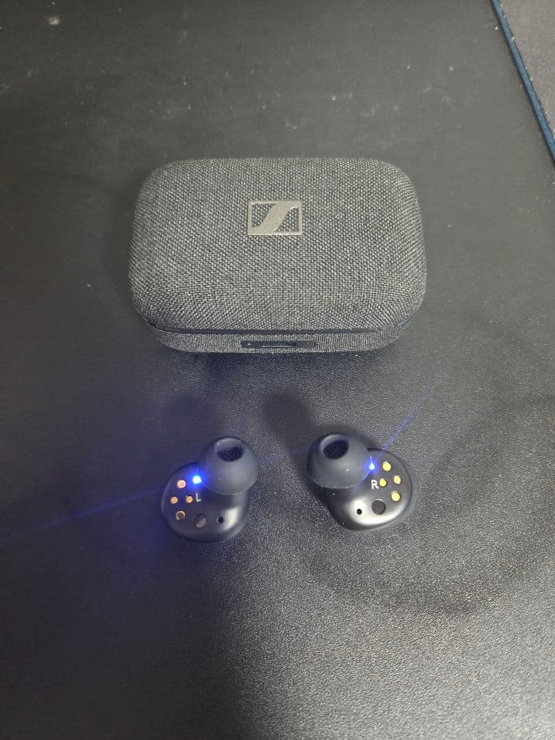 イヤホン Sennheiser MOMENTUM True Wireless 4