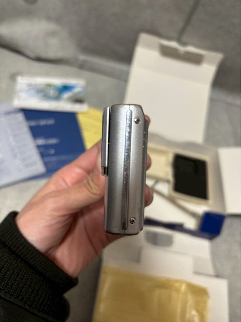 SONY Cyber-shot DSC-T9 デジタルカメラ　箱あり