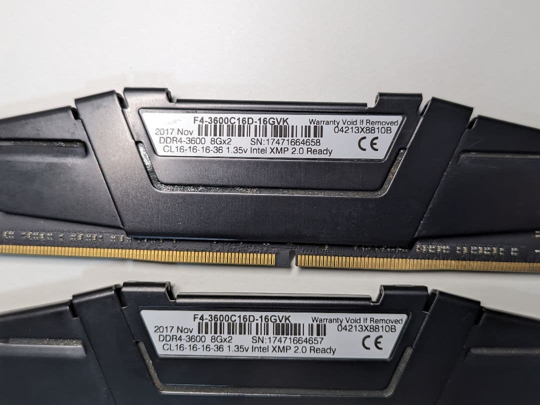 メモリー G.Skill F4-3600C16D-16GVK