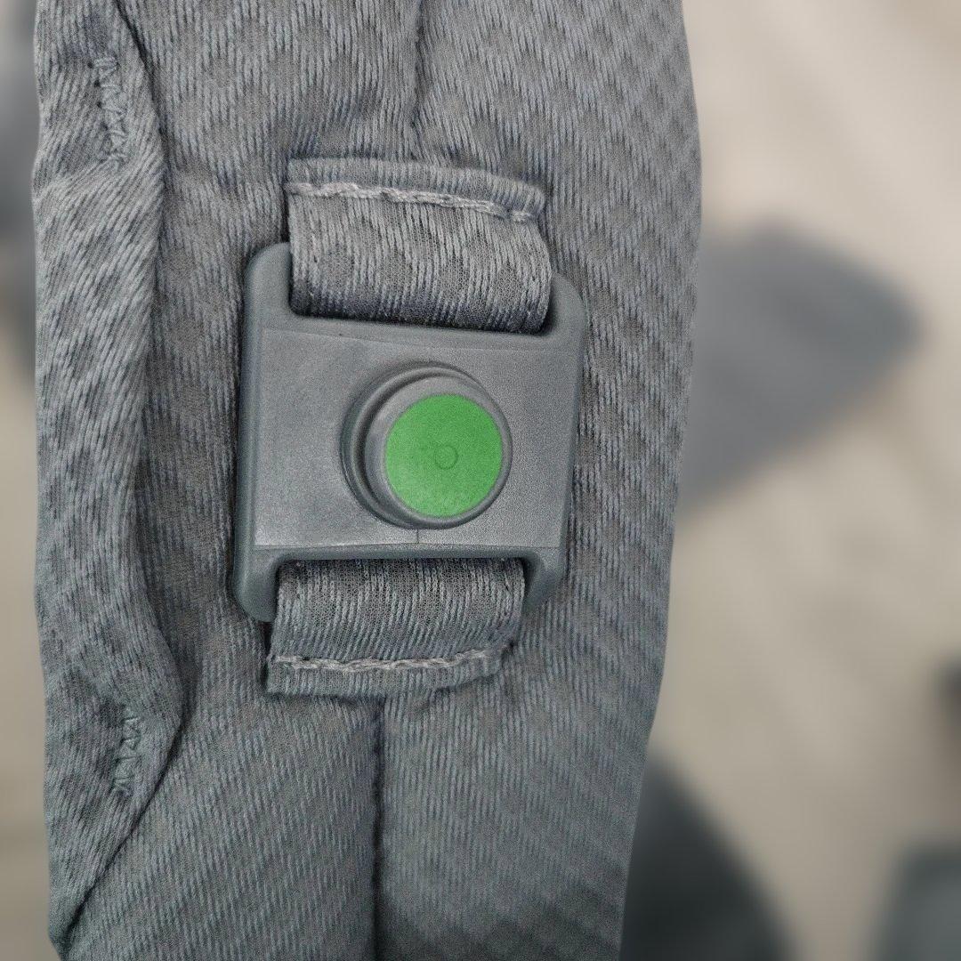 【ほぼ未使用品】NUNA cudl clik カドルクリック 抱っこ紐 グレー