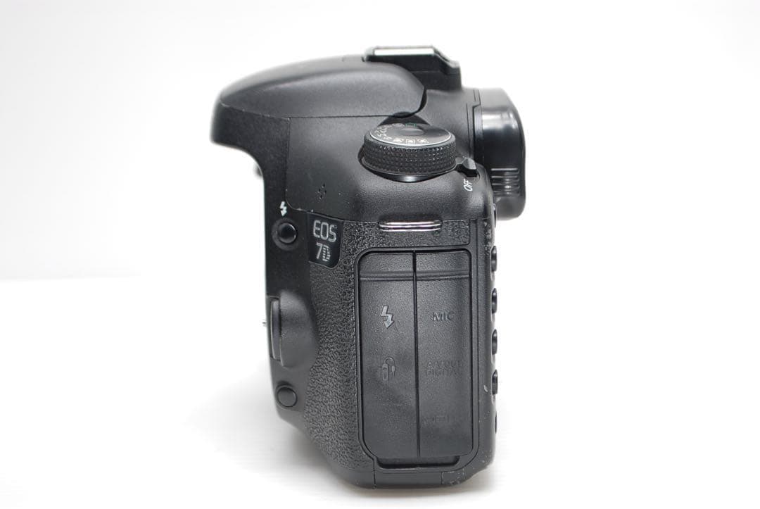 ❤️コスパ重視❤️Canon EOS 7D 動画撮影可能 高画質 美品 高性能