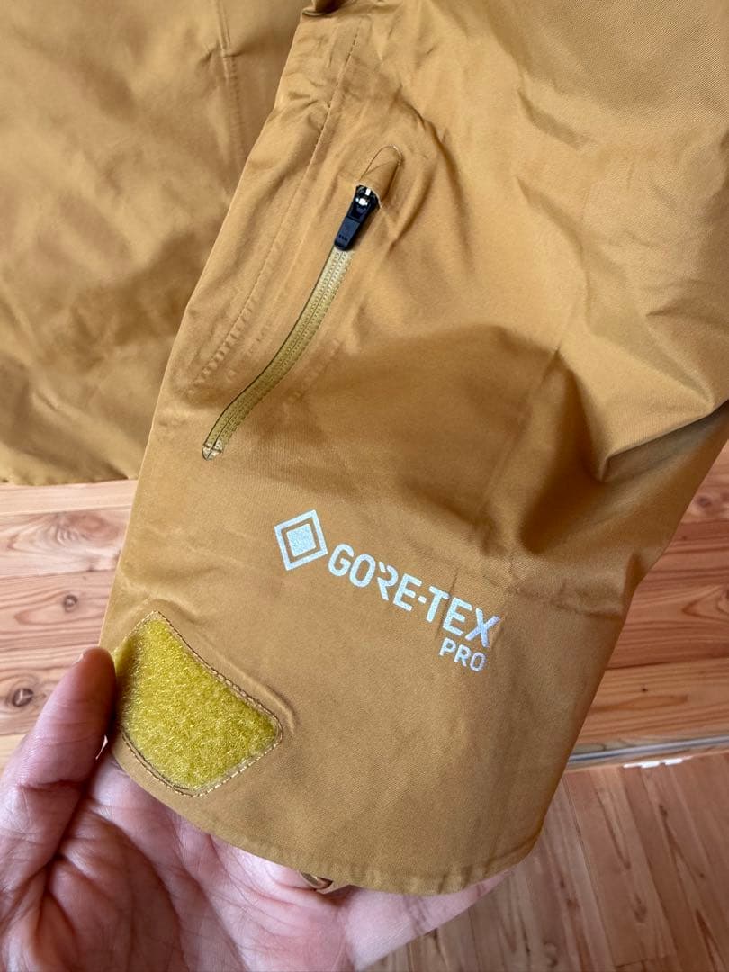 Oakley GORE-TEX PRO Shell jacket RECCO付