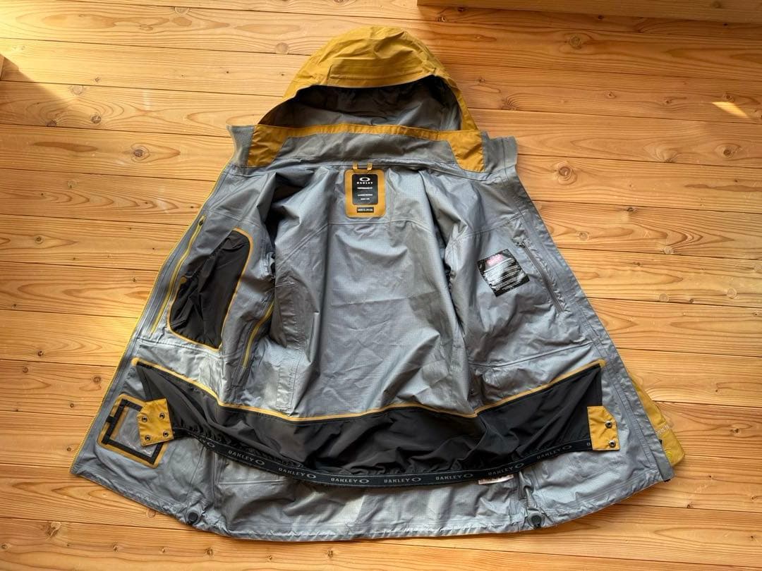 Oakley GORE-TEX PRO Shell jacket RECCO付