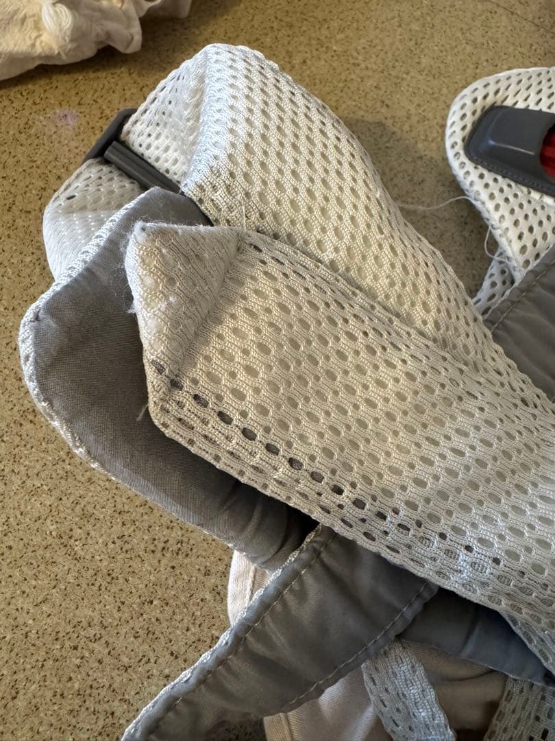 BabyBjörn 抱っこ紐 グレー メッシュ