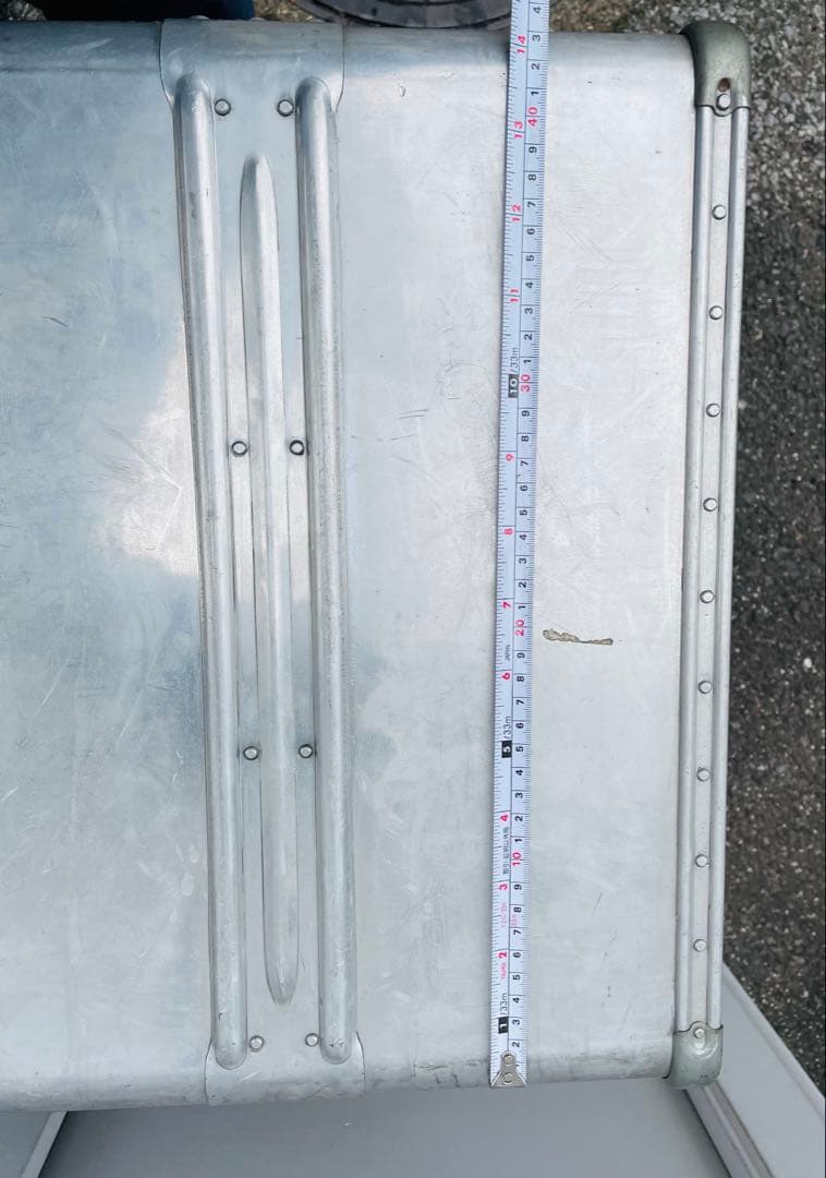 中古品 石川アルミ製 トランクケース（鍵付き・防水仕様） お値段を下げました