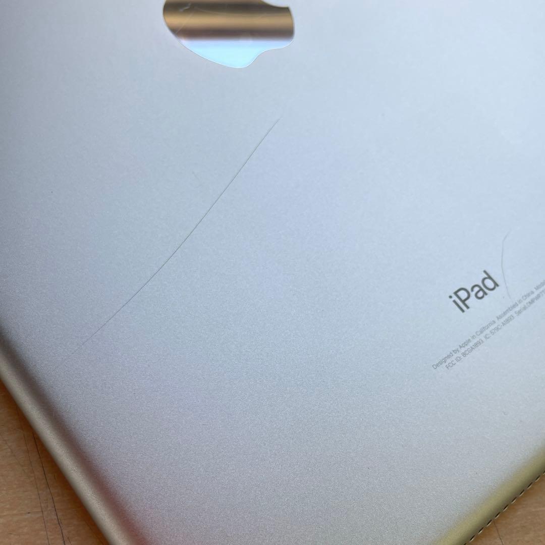 iPad 第6世代　A1893　Wi-Fiモデル　シルバー　32GB 美品　#3