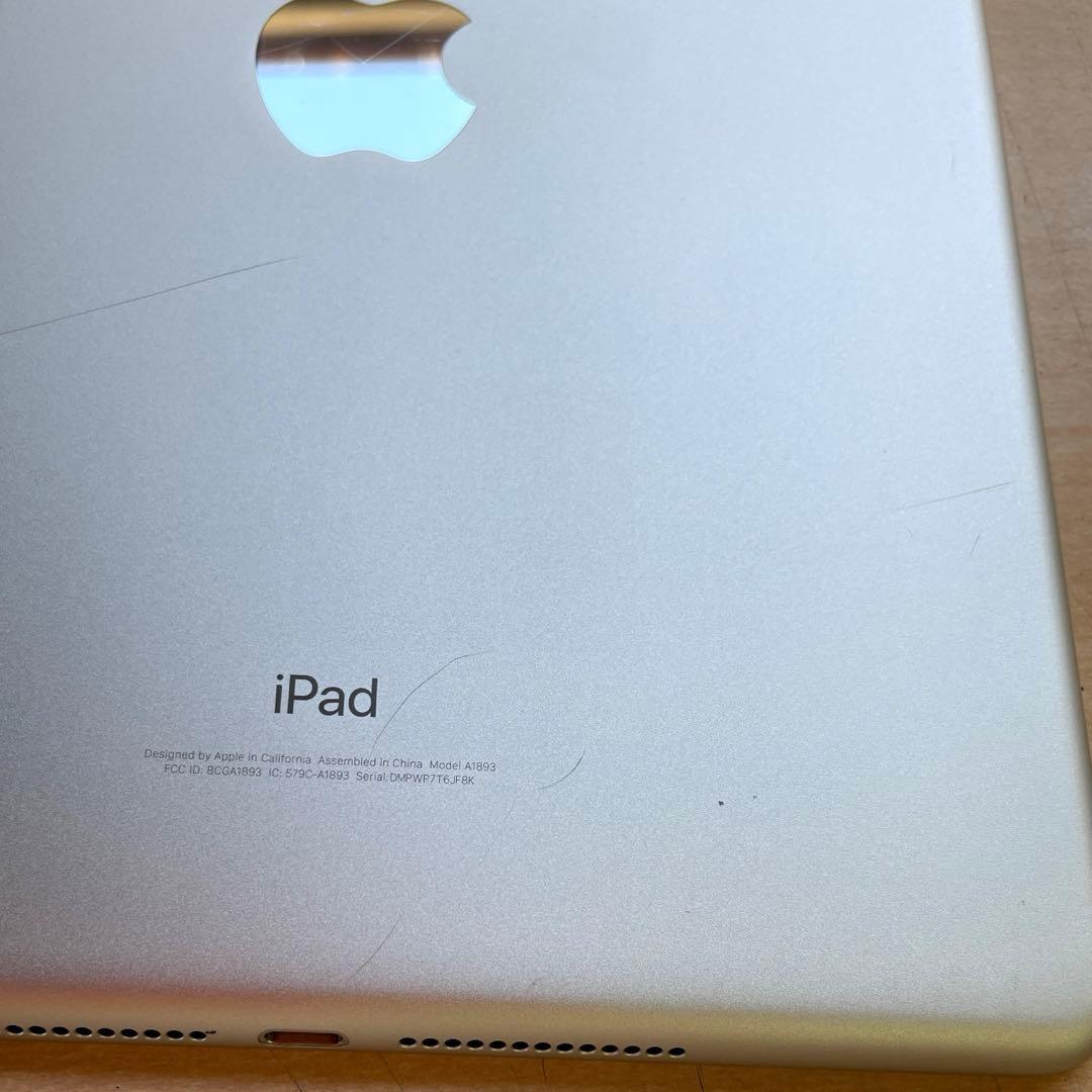 iPad 第6世代　A1893　Wi-Fiモデル　シルバー　32GB 美品　#3