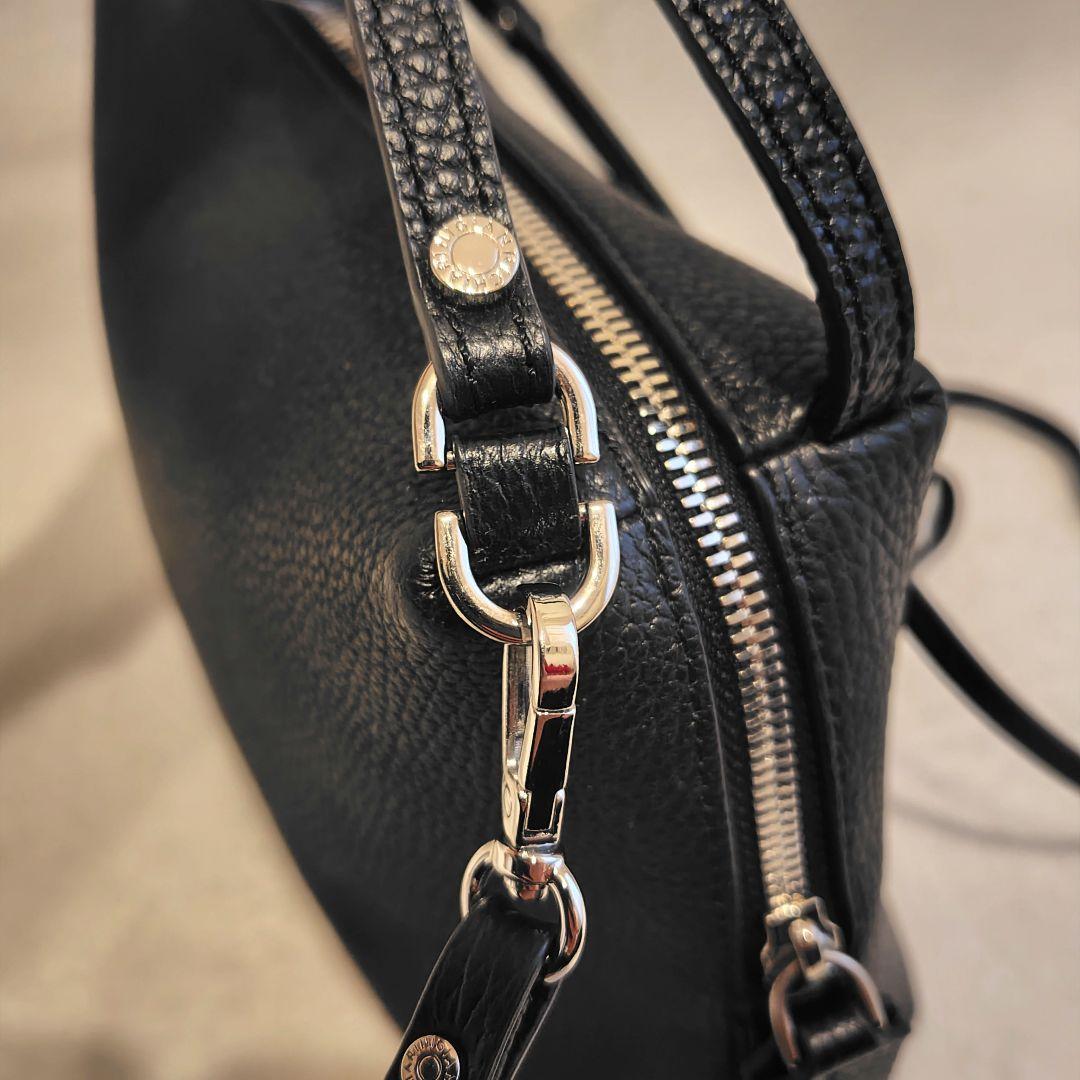 ジャンニキャリーニ アリファ M 黒 ショルダーバッグ　レザー　2way