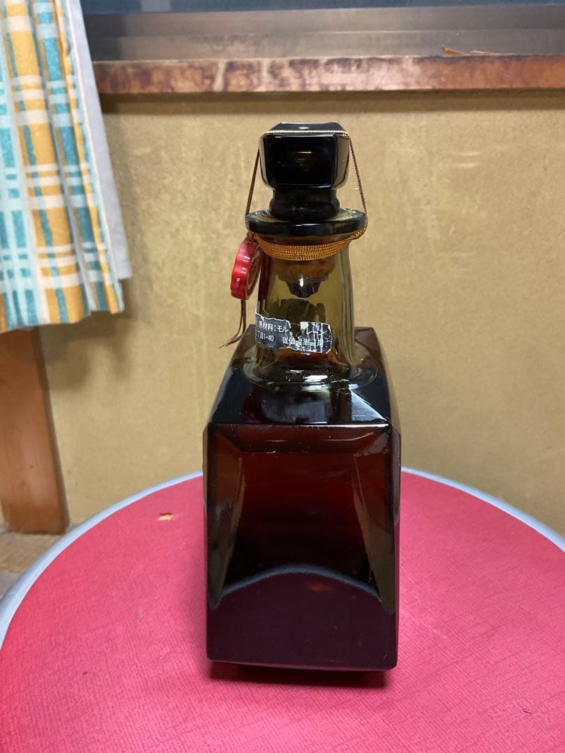 サントリー・ロイヤル＆スペシャルリザーブウイスキー【ロイヤル旧瓶漏れあり】