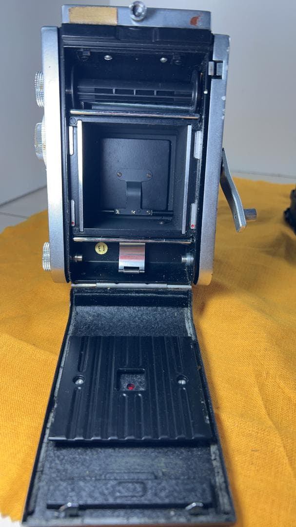 MAMIYA C33 PORROFESSIONAL　 二眼レフカメラ