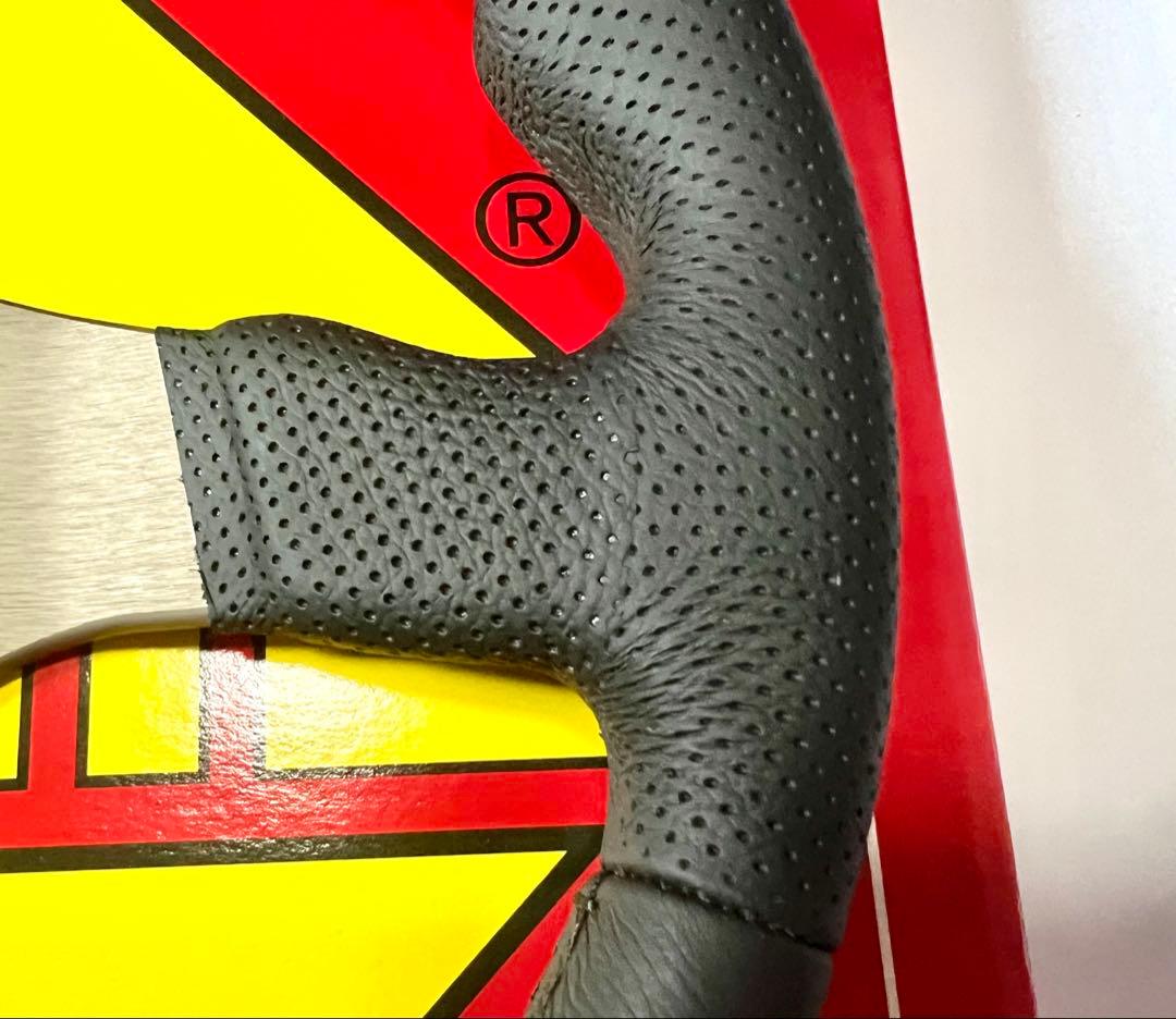 パーツ MOMO RACE 320mm