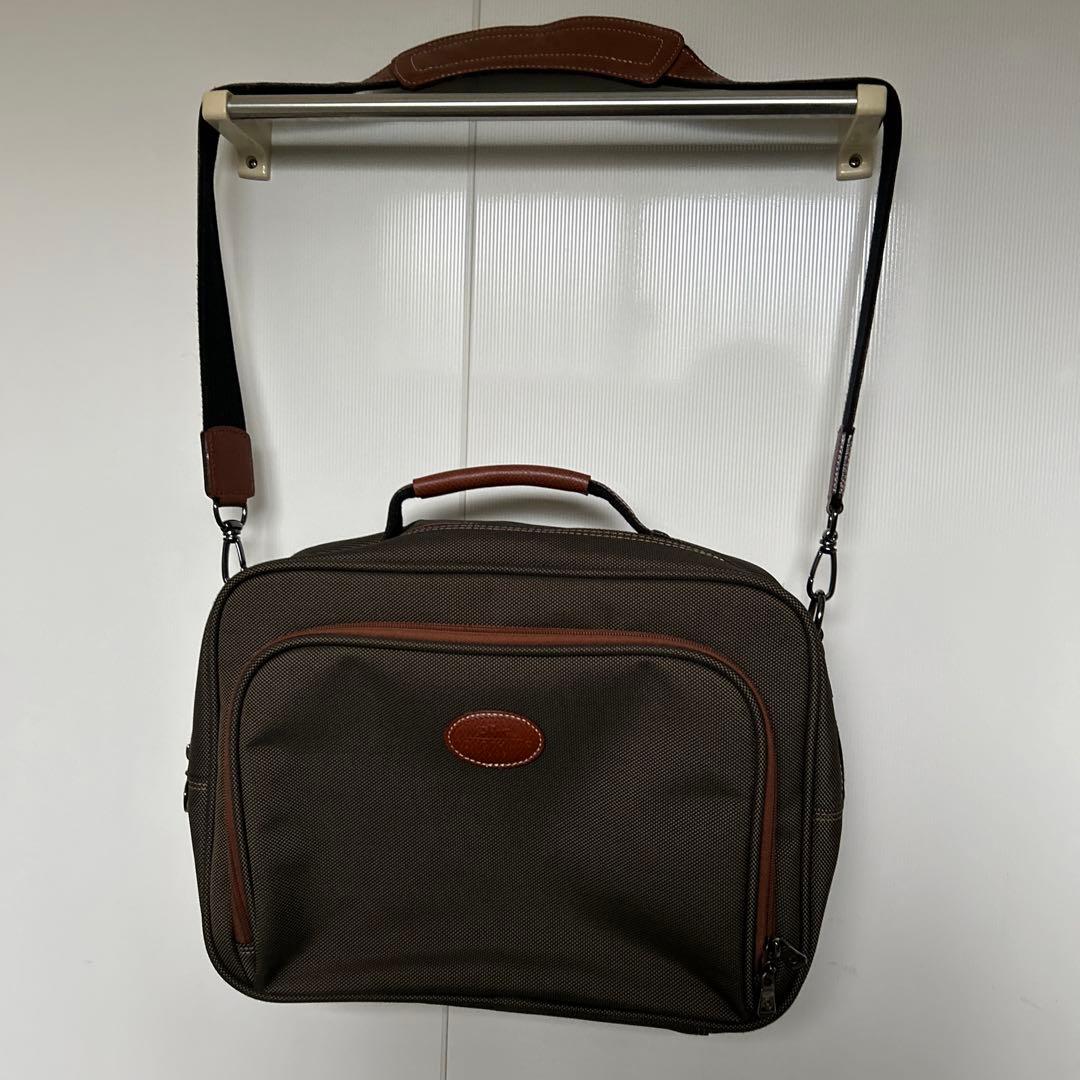 ★美品「LONGCHAMP・ロンシャン」、ショルダーボストンバッグ（キャリーオン
