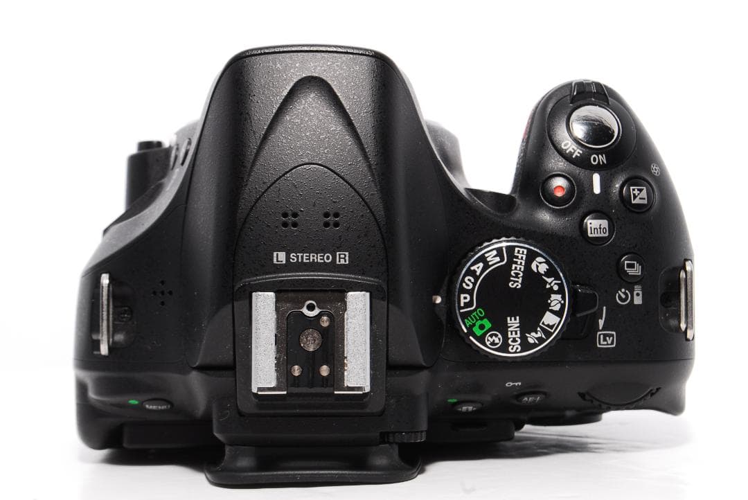 ✨スマホ転送可 自撮り可能機種✨Nikon D5200ダブルレンズセット