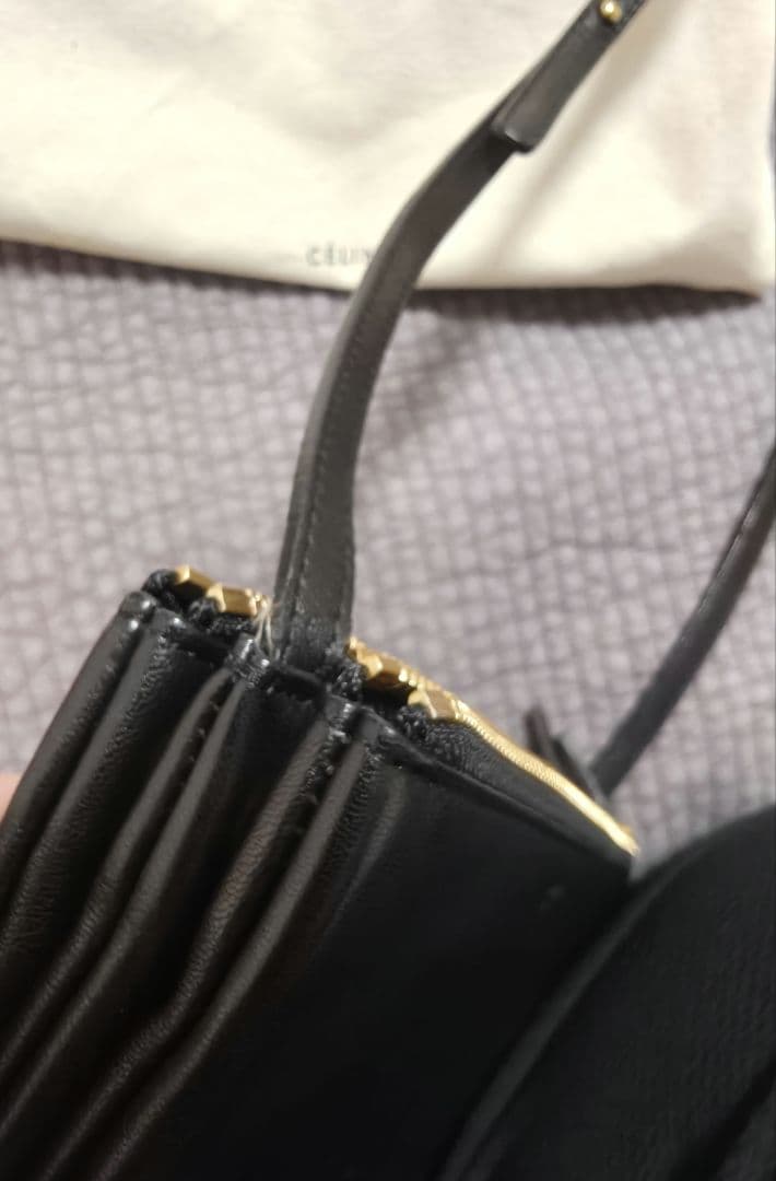 f*e様 CELINE セリーヌ トリオ スモール ショルダーバッグ