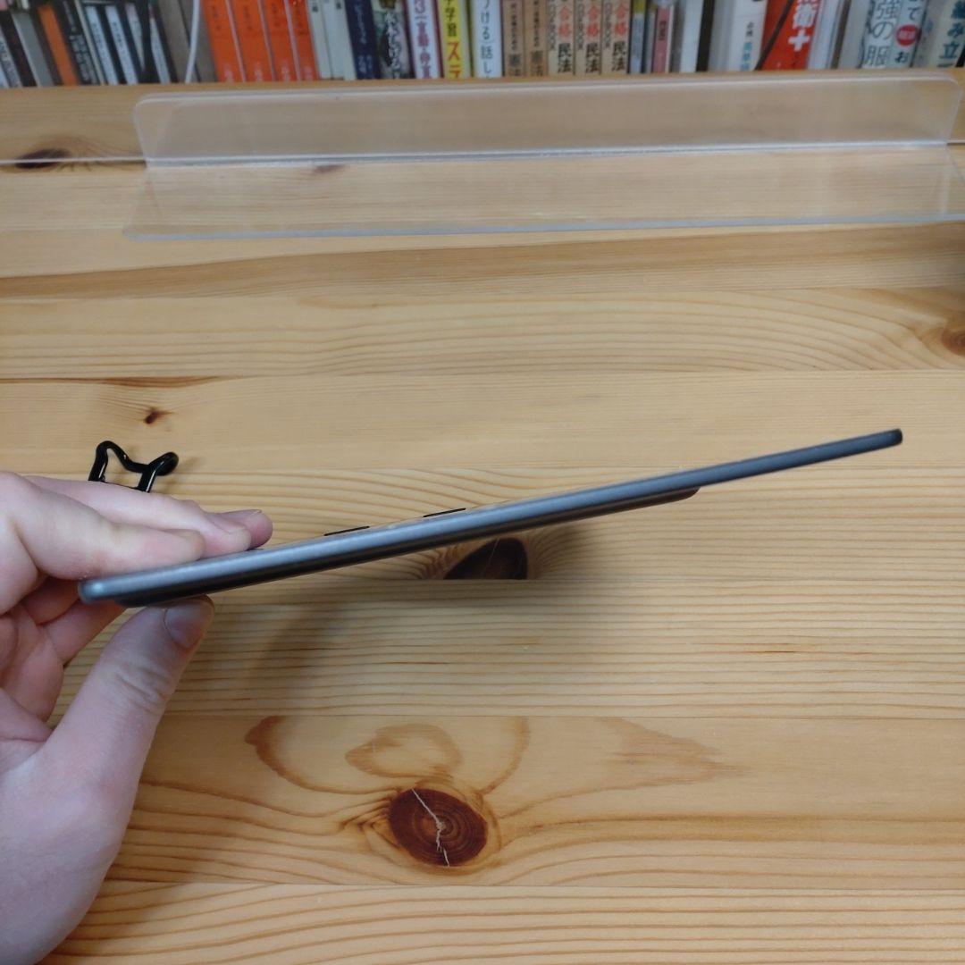 Kindle Oasis 色調調節ライト搭載 wifi 32GB 広告あり