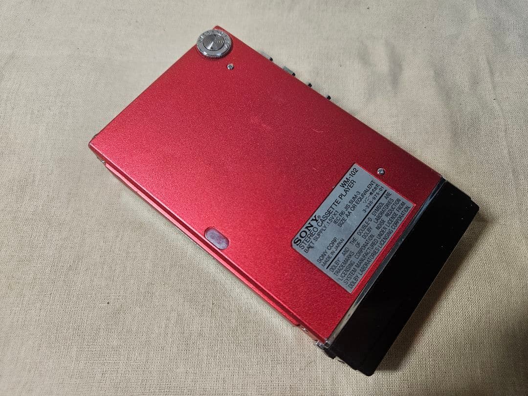 整備済み動作品　WM-102 カセットウォークマン　ポータブルプレイヤー