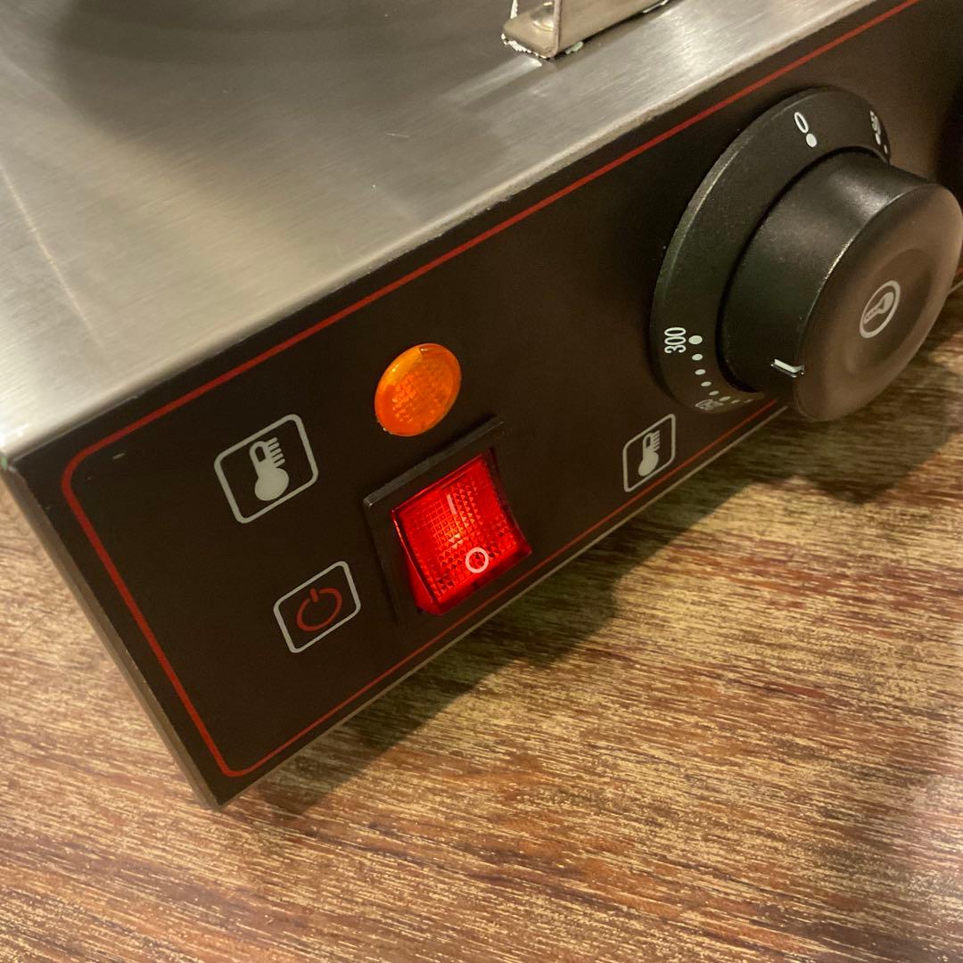 極美品！ワッフルメーカー ワッフルマシン 電気 60Hz パンケーキ 業務用