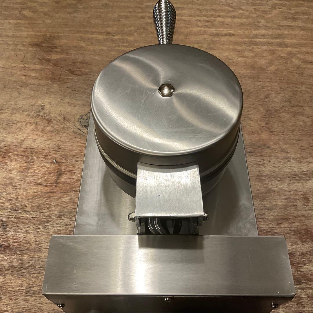 極美品！ワッフルメーカー ワッフルマシン 電気 60Hz パンケーキ 業務用