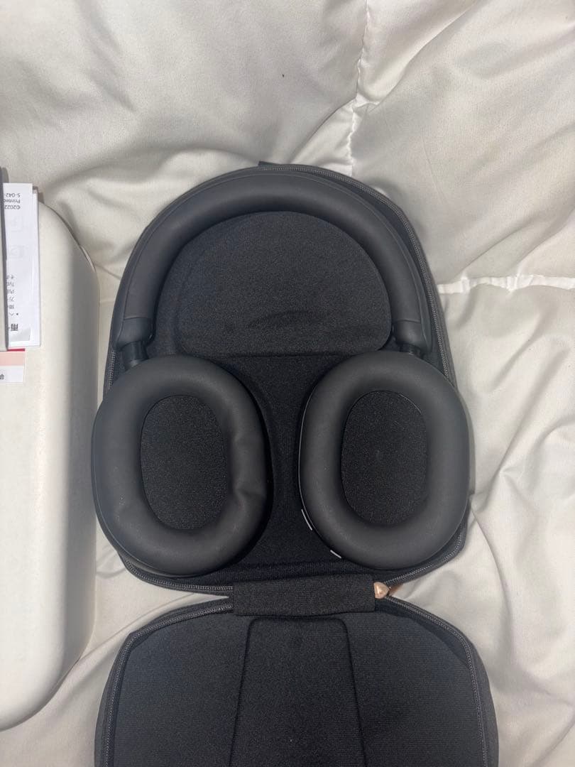 Tbon☆ソニー　ワイヤレスヘッドホン　WH-1000XM5