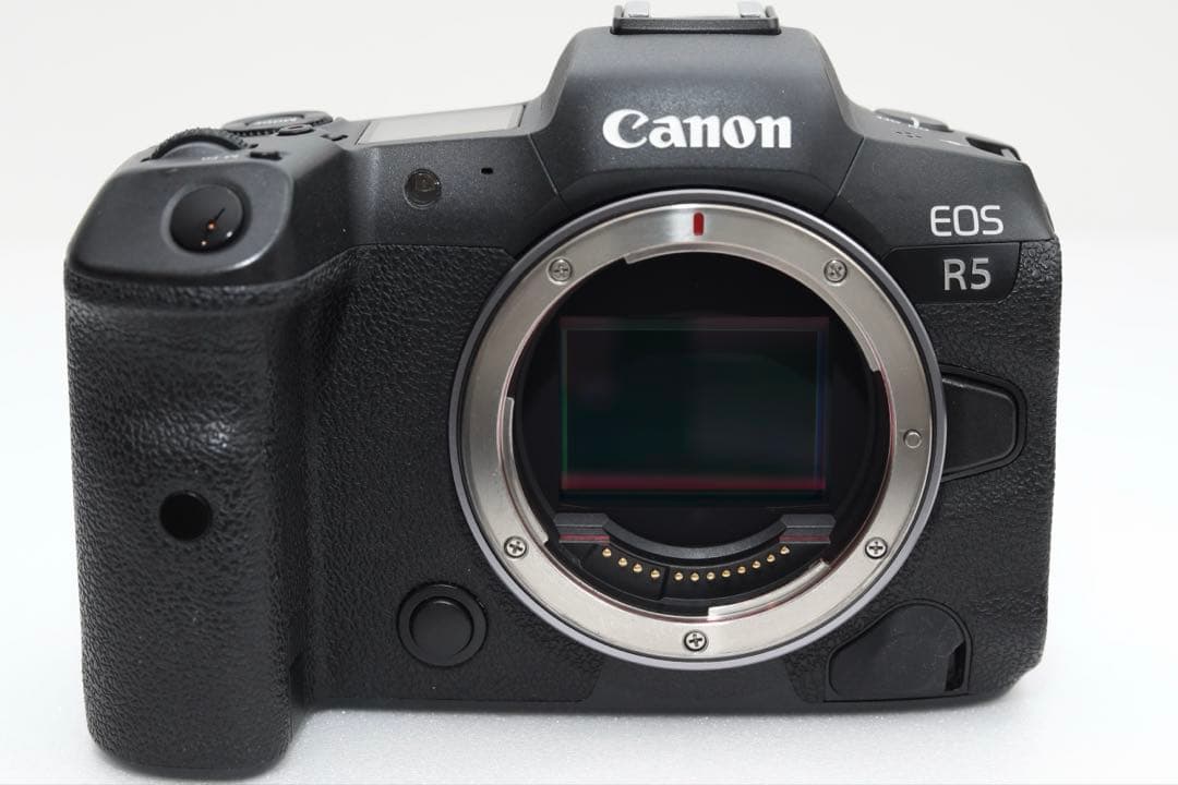 Canon EOS R5 ミラーレス一眼カメラ　【良品】