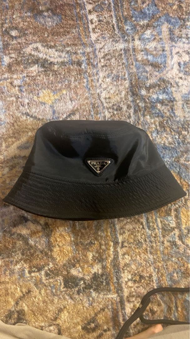 prada バケハ