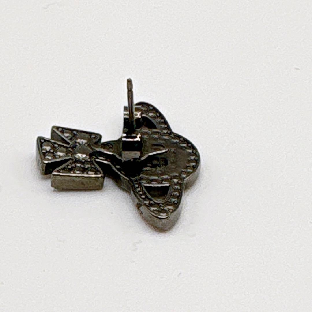 ヴィヴィアンウエストウッド　オーブラインストーンピアス 片耳　グリーンピンク