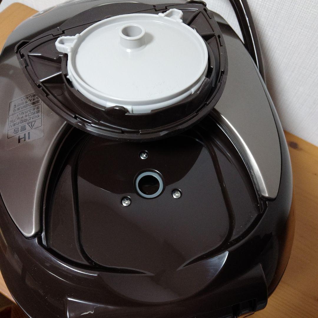 【未使用】象印　IH炊飯ジャー　極め炊き1.8Lサイズ　NW-VC18　ブラウン