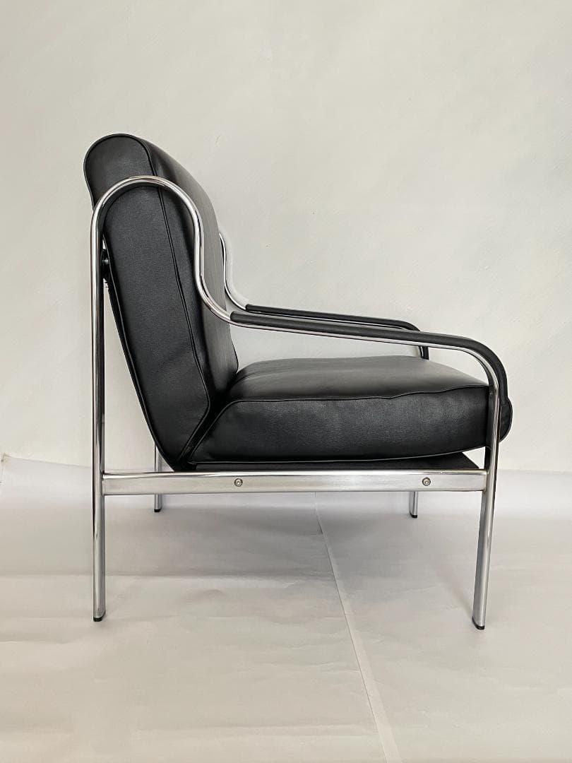 【便利な後ろポケット付き】　ソファ　1人掛け　ブラック　シルバー