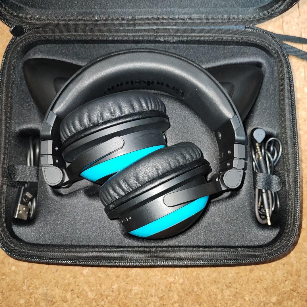 Brookstone LED付き 高機能 ネコ耳ヘッドフォン AXENTWEAR
