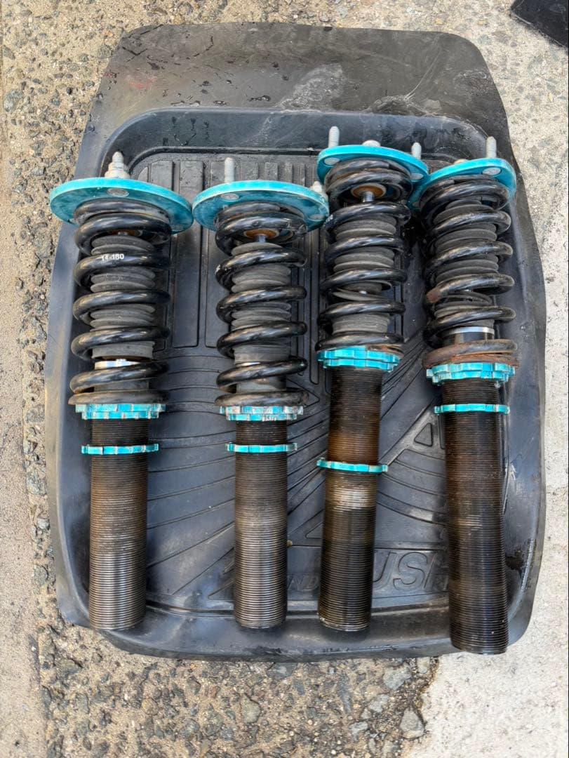 21クラウン イデアル車高調　フルタップ式