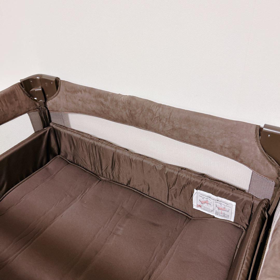 【美品】Aprica アップリカ ココネルエアープラス　ブラウン　ベビーベッド