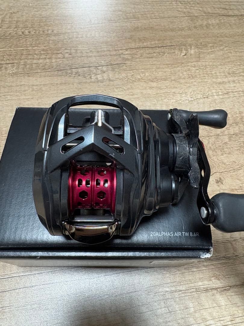 でもタナゴダイワ】20アルファス AIR TW 8.6　右ハンドル