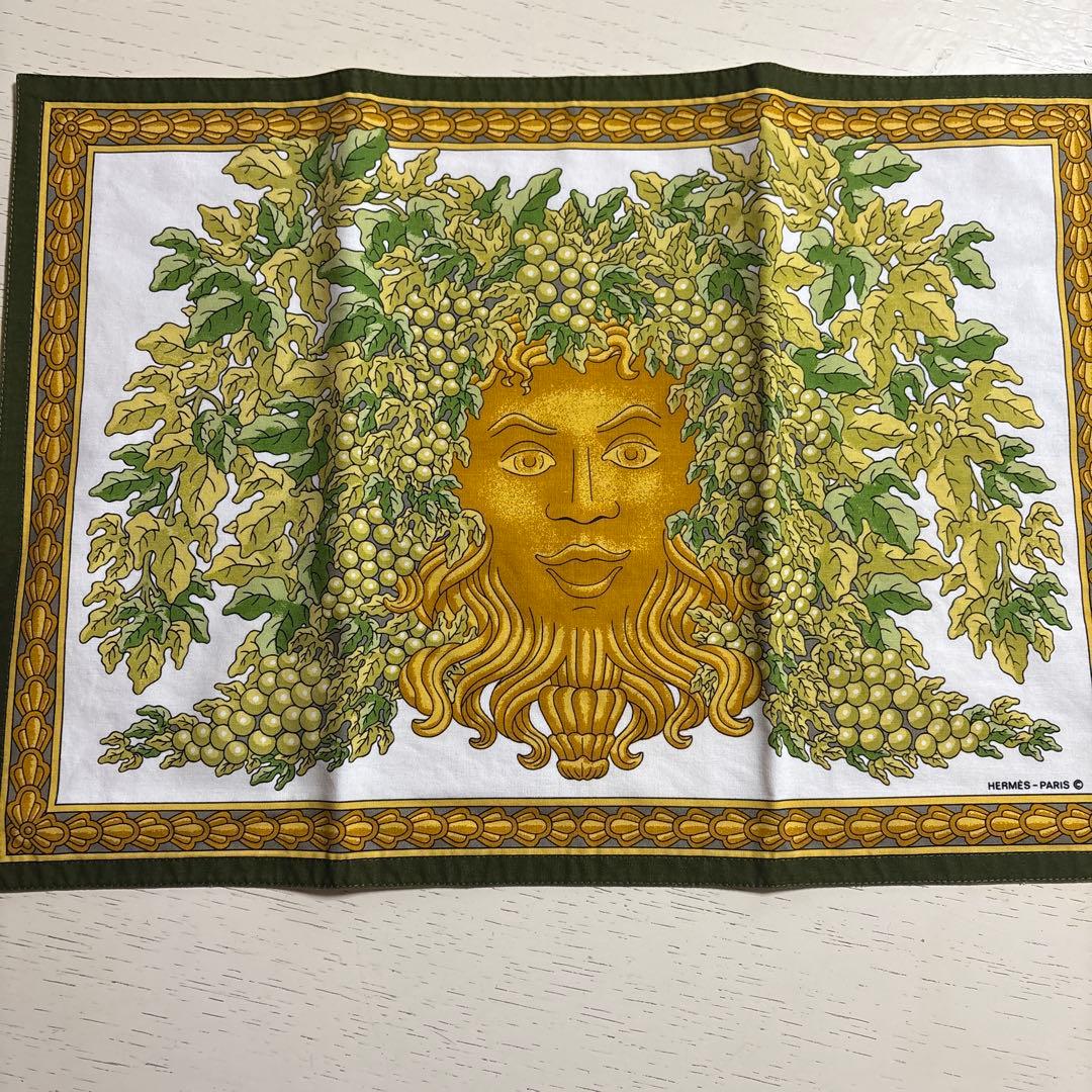 HERMÈS ランチョンマット①