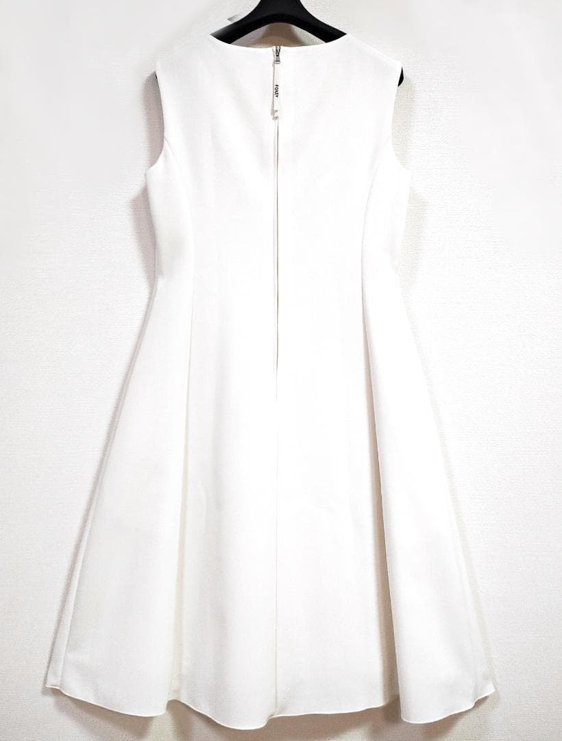 定価8.8万円 極美品 FOXEYフォクシー 美シルエットパールワンピース 40