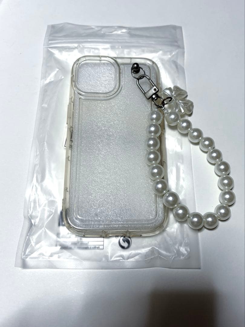 iPhone16 256GB 本体　美品　94% 傷無し　ケース付き