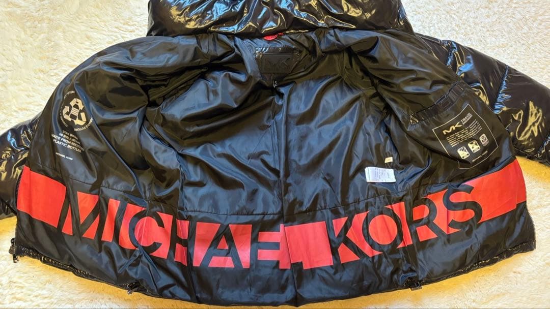 MICHAEL KORS ダウンジャケット　ブラック　フード付き　Mサイズ