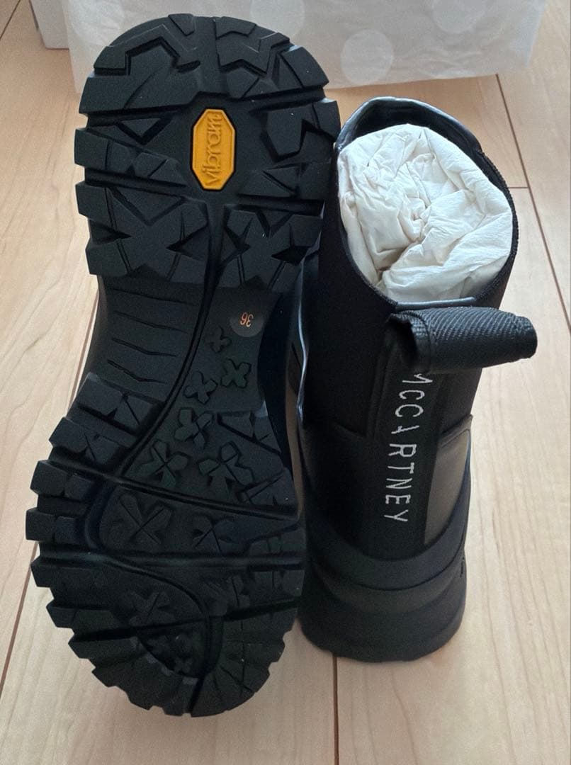 ステラマッカートニー　トレース チェルシー ブーツ　新品、未使用　36サイズ