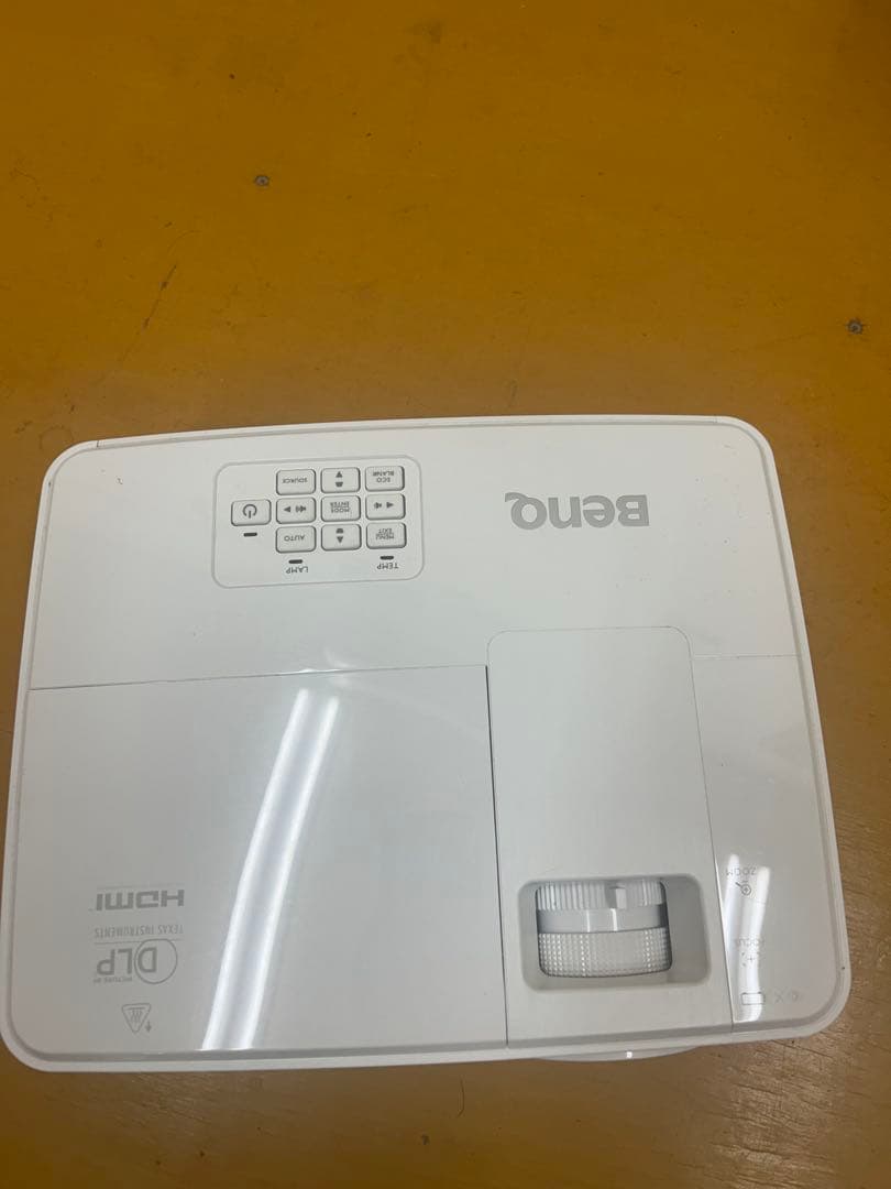 プロジェクター BenQ MS527