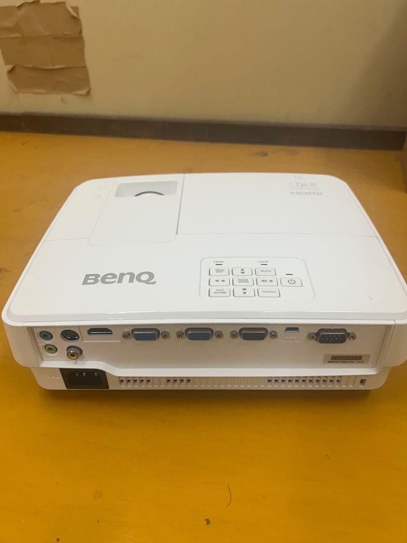 プロジェクター BenQ MS527